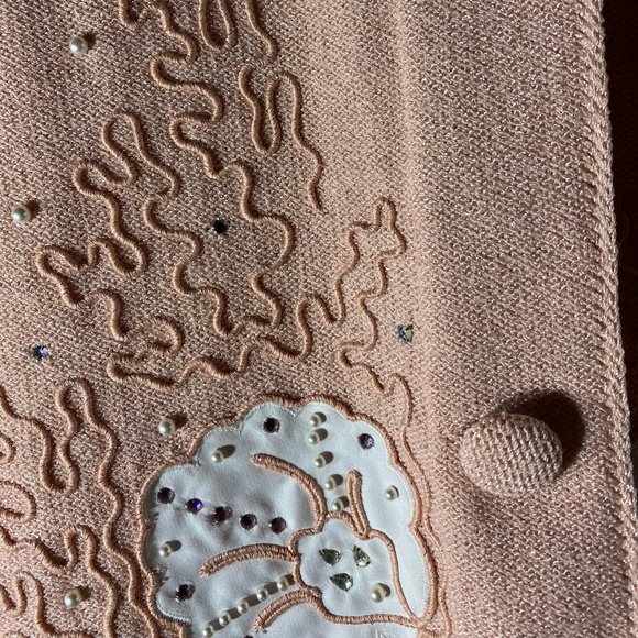 Jennifer Roberts - Sweater and Skirt - Picture 5 of 6